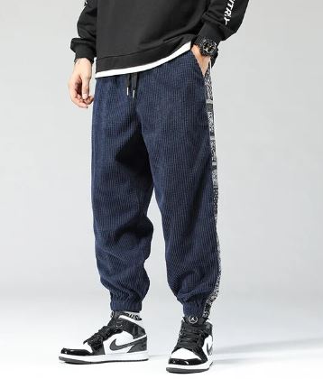 Kit - Lässige, lockere Cordhose für Männer