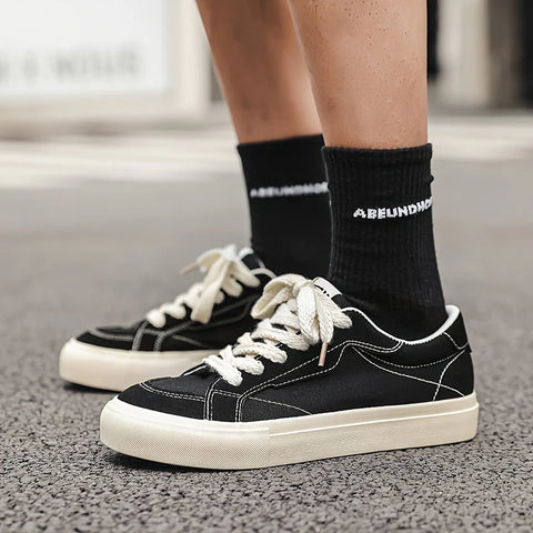 Jameson - Modische Low-Top-Sneaker aus Canvas