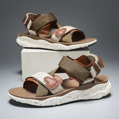 Melvin - Rutschfeste Sandalen mit Haken und Ösen für Männer