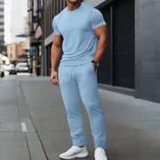 Galvin - Lässiges, schmal geschnittenes Set aus T-Shirt und Hose für Herren