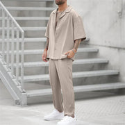James - Elegantes, entspanntes Set aus Poloshirt und Hose