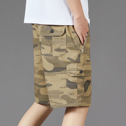 Cornelius - Tarnfarbene Cargo-Shorts