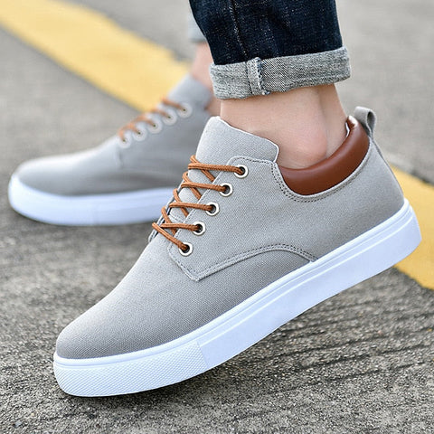 Willard - Stilvolle Canvas-Schnürschuhe für Herren